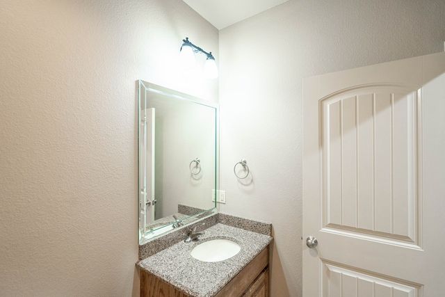 5704 Los Patios, Midland, TX 79707