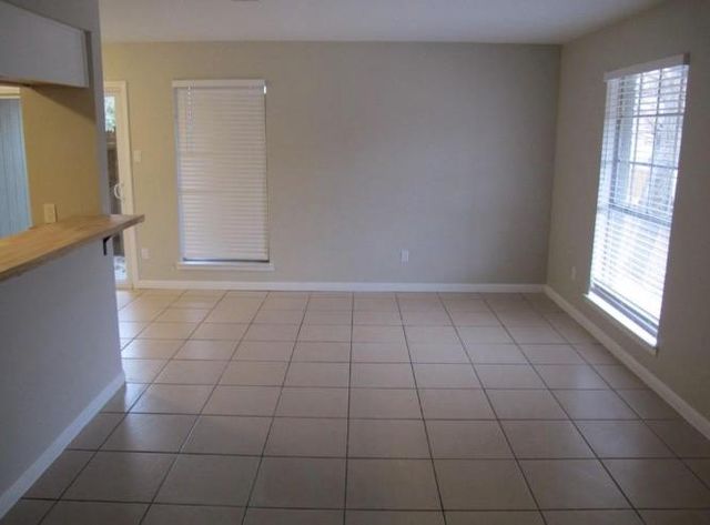 8626 Fireside DR 4, Austin, TX 78757