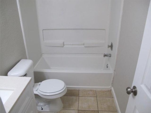 8626 Fireside DR 4, Austin, TX 78757