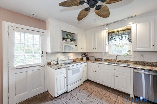 4214 Booth Dr, Sandston, VA 23150