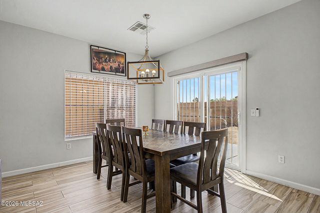 1901 W Calle Lado Al Rio, Tucson, AZ 85746