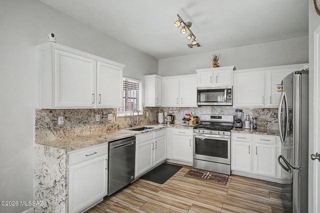 1901 W Calle Lado Al Rio, Tucson, AZ 85746