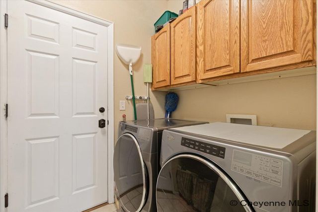 1419 SUNNY HILL, Cheyenne, WY 82001