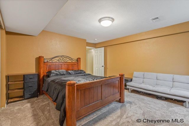 1419 SUNNY HILL, Cheyenne, WY 82001