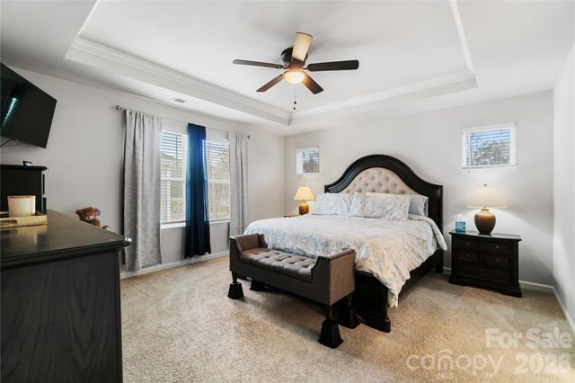 8032 Overmeadow Lane, Charlotte, NC 28269