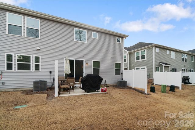 8032 Overmeadow Lane, Charlotte, NC 28269