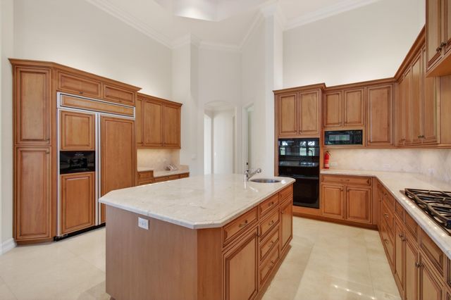 331 MIZNER LAKE ESTATES Drive, Boca Raton, FL 33432
