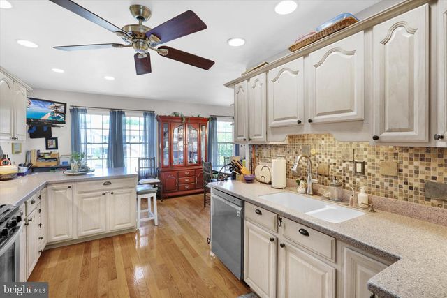 124 SPRUCE CT U-0004 CT, Annville, PA 17003