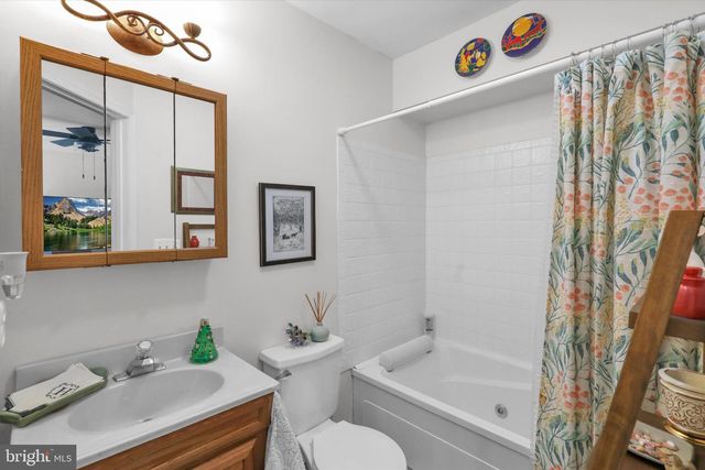 124 SPRUCE CT U-0004 CT, Annville, PA 17003