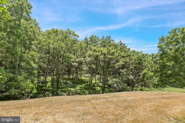 124 SPRUCE CT U-0004 CT, Annville, PA 17003