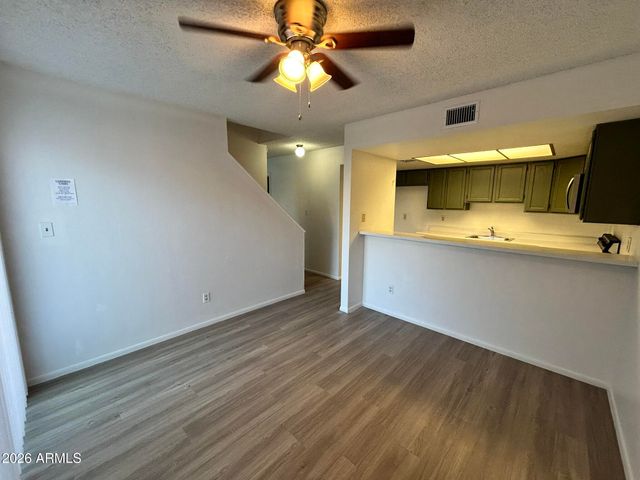 2040 S LONGMORE -- 14, Mesa, AZ 85202