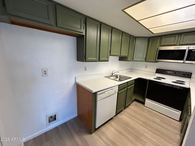 2040 S LONGMORE -- 14, Mesa, AZ 85202