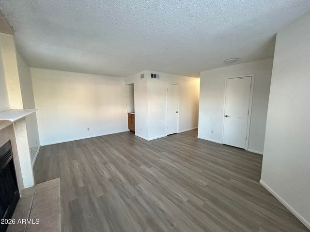 2040 S LONGMORE -- 14, Mesa, AZ 85202