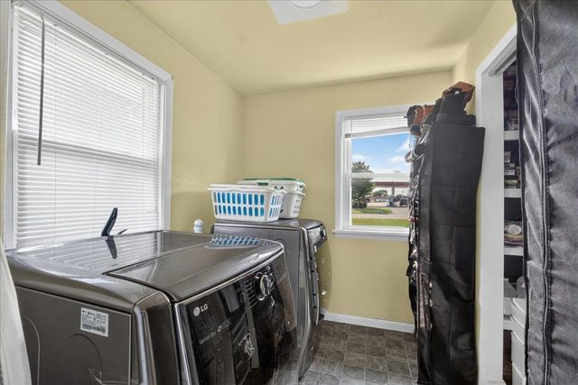 879 E Inman Parkway, Beloit, WI 53511