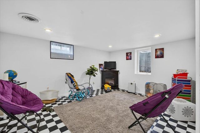 879 E Inman Parkway, Beloit, WI 53511