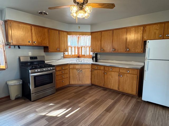 1136 Gertsam Drive, Bradley, IL 60915