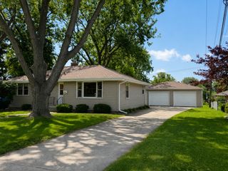 1136 Gertsam Drive, Bradley, IL 60915