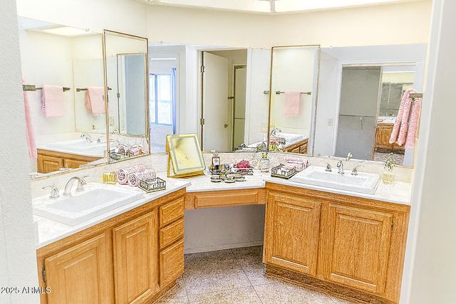 19511 N 143RD Drive, Sun City West, AZ 85375