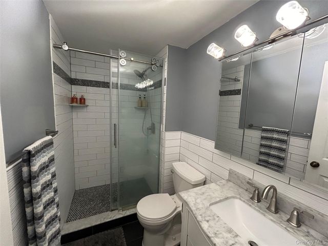 94 Jansen Road, Pine Bush, NY 12566