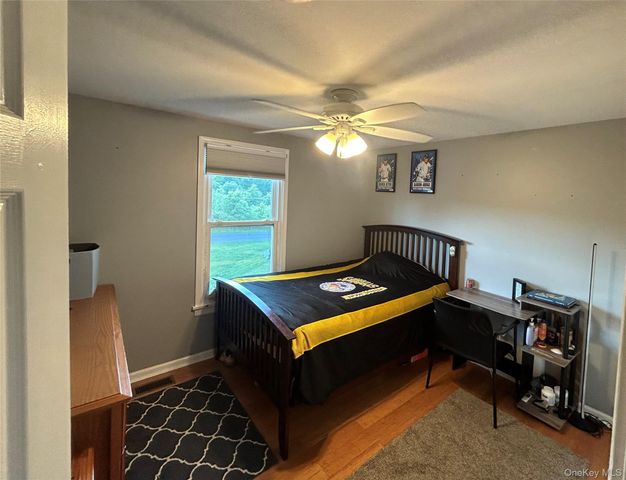 94 Jansen Road, Pine Bush, NY 12566
