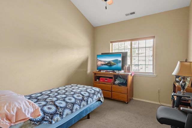 2783 Parkwood Village Lane, Central Point, OR 97502
