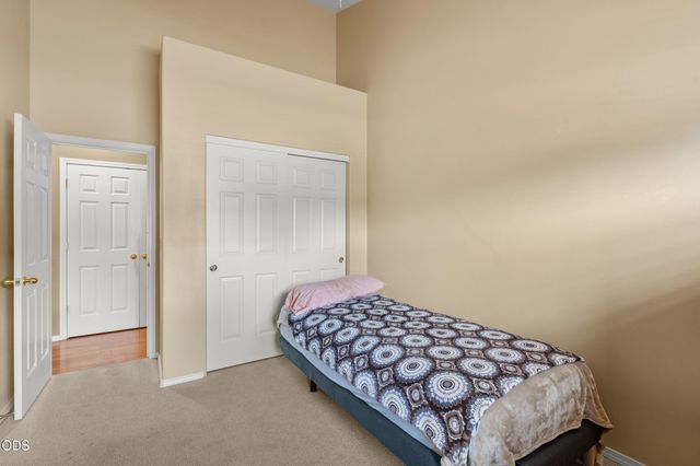 2783 Parkwood Village Lane, Central Point, OR 97502