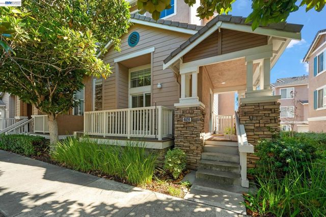4820 Hibernia Dr 112, Dublin, CA 94568