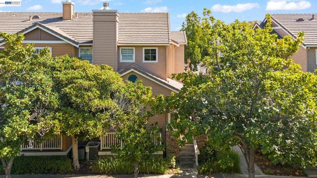 4820 Hibernia Dr 112, Dublin, CA 94568