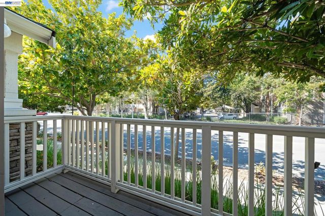 4820 Hibernia Dr 112, Dublin, CA 94568