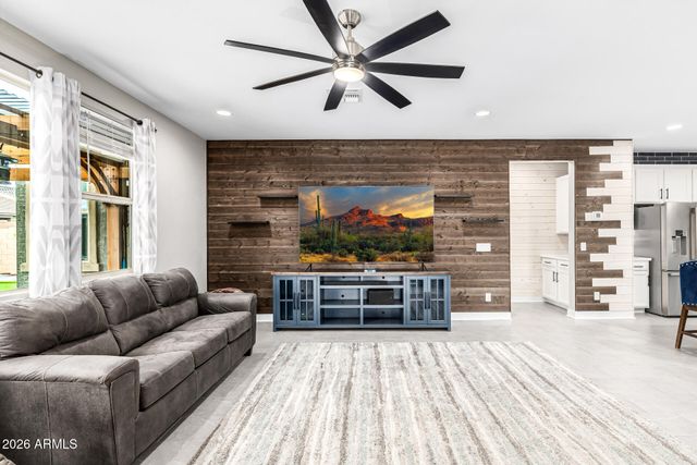 17834 W OREGON Avenue, Litchfield Park, AZ 85340