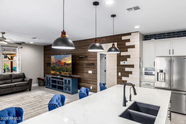 17834 W OREGON Avenue, Litchfield Park, AZ 85340