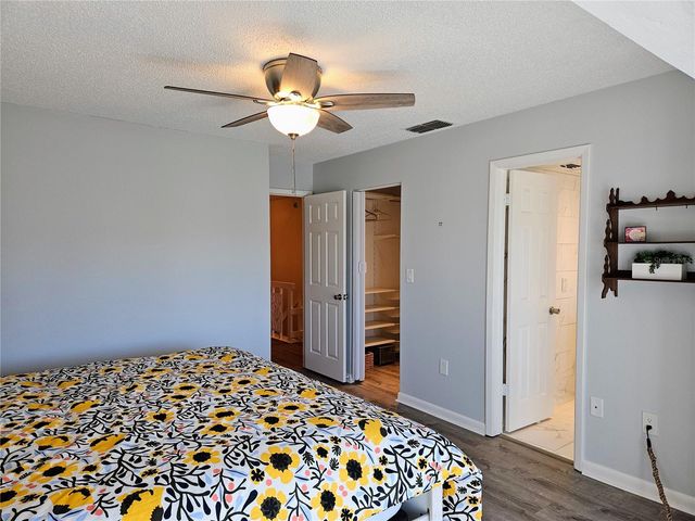 255 CAPRI CIRCLE N 25, Treasure Island, FL 33706