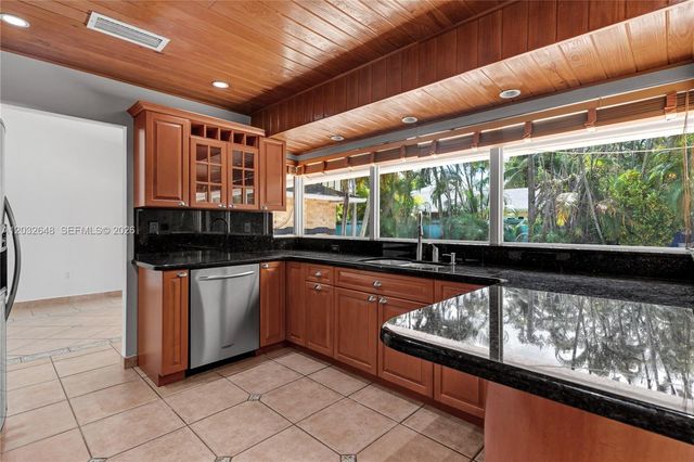 11728 SW 97th St 0, Miami, FL 33186