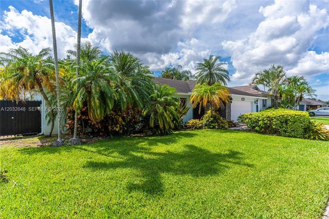 11728 SW 97th St 0, Miami, FL 33186