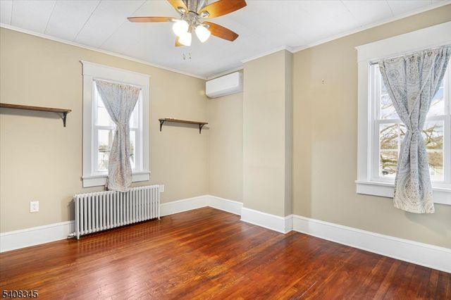 179 Pequannock St, Dover Town, NJ 07801