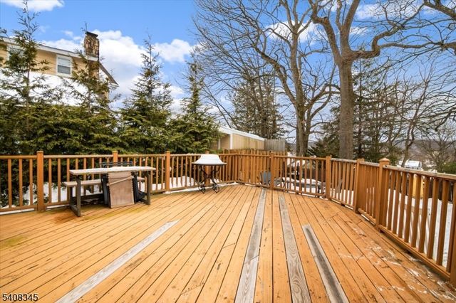 179 Pequannock St, Dover Town, NJ 07801