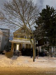 55 Harvard Place, Buffalo, NY 14209