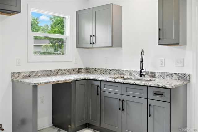 4736 Summerhill Drive, Independence Charter Township, MI 48346