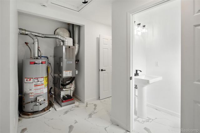 4736 Summerhill Drive, Independence Charter Township, MI 48346