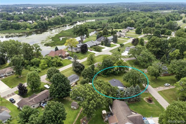 4736 Summerhill Drive, Independence Charter Township, MI 48346