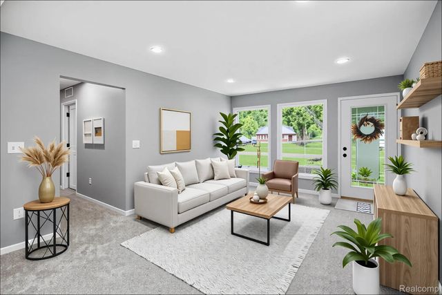 4736 Summerhill Drive, Independence Charter Township, MI 48346