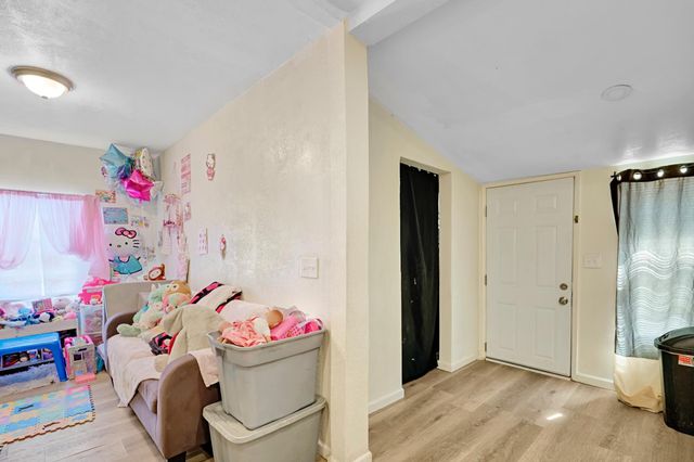 2258 E Clay Avenue, Fresno, CA 93701