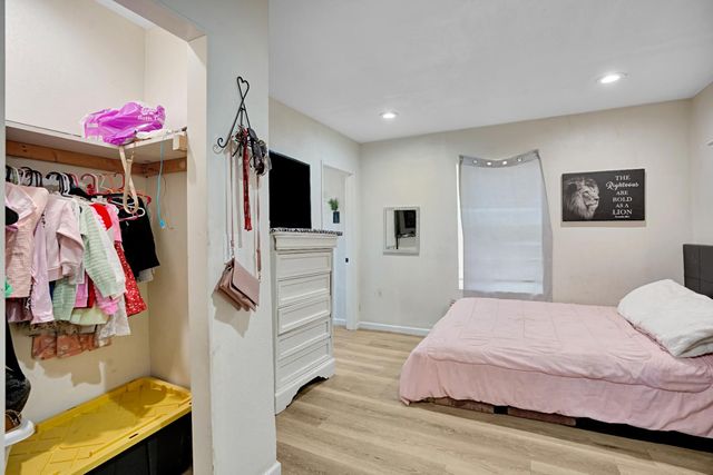 2258 E Clay Avenue, Fresno, CA 93701