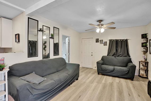 2258 E Clay Avenue, Fresno, CA 93701