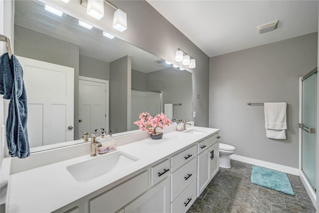 855 NE Bobcat Drive, Waukee, IA 50263