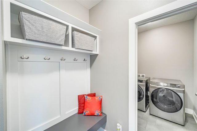 855 NE Bobcat Drive, Waukee, IA 50263