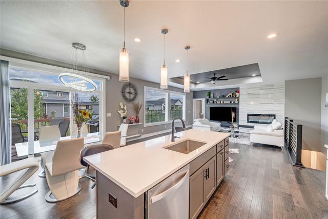 855 NE Bobcat Drive, Waukee, IA 50263