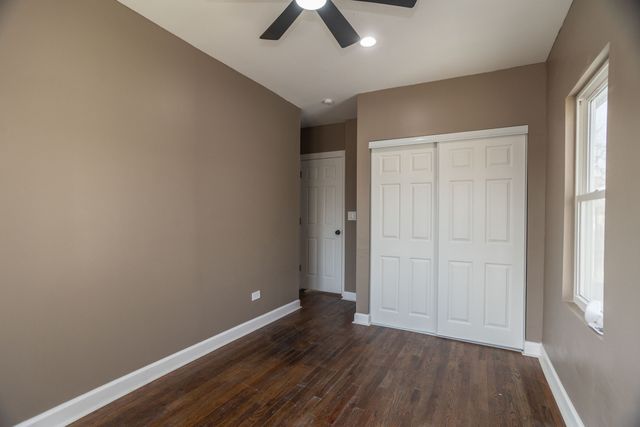 1924 S 17th Avenue, Maywood, IL 60153