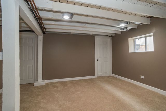 1924 S 17th Avenue, Maywood, IL 60153