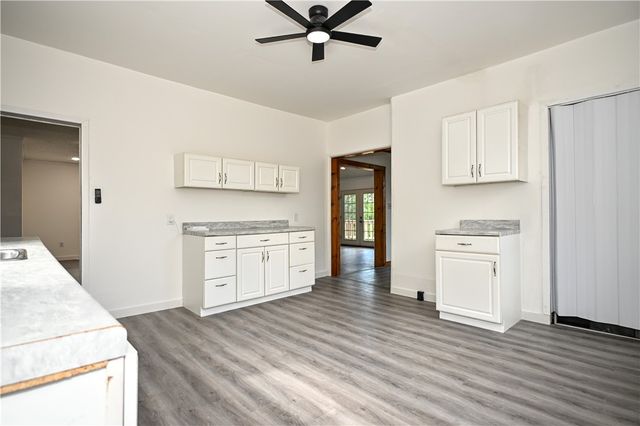42 Kennedy Rd, New Eagle, PA 15067